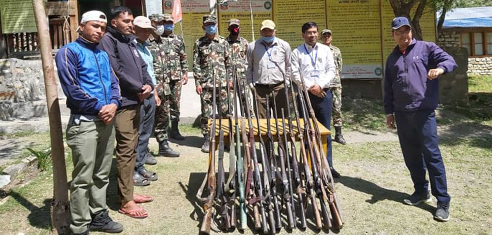 निकुञ्जद्वारा नौ तस्करी मुद्दाका आरोपी सार्वजनिक